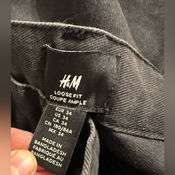H&M Loose Fit Black Pants - Size 34New, No Tags) - Picture 10 of 11